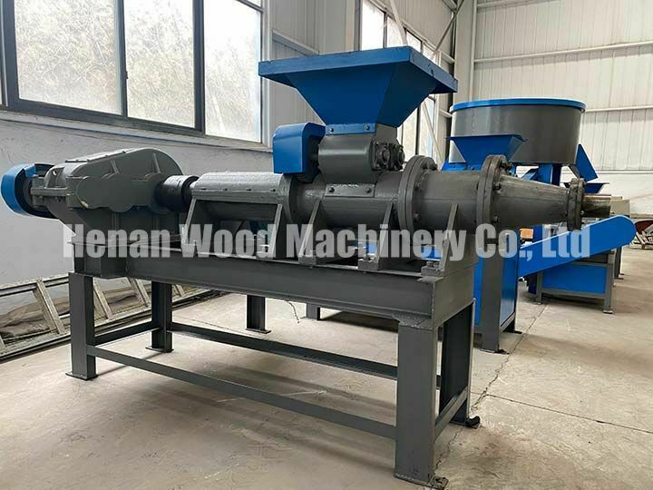 Iraqi customer purchased our charcoal briquette machine